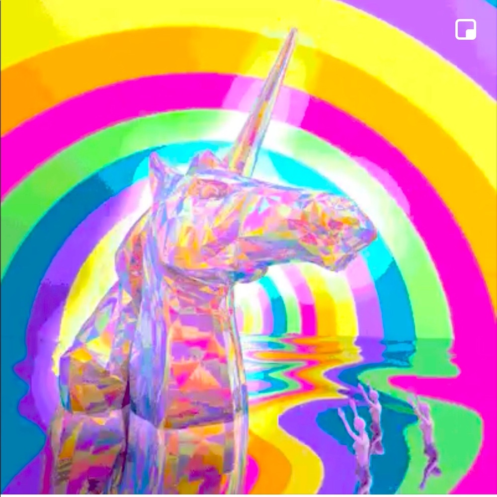 Meet your Posher, Karri